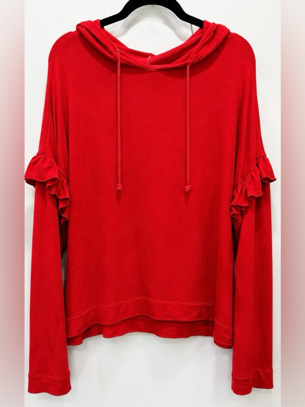 BB Dakota Red Ruffle Sleeve Hoodie Sweatshirt Pullover Size Large